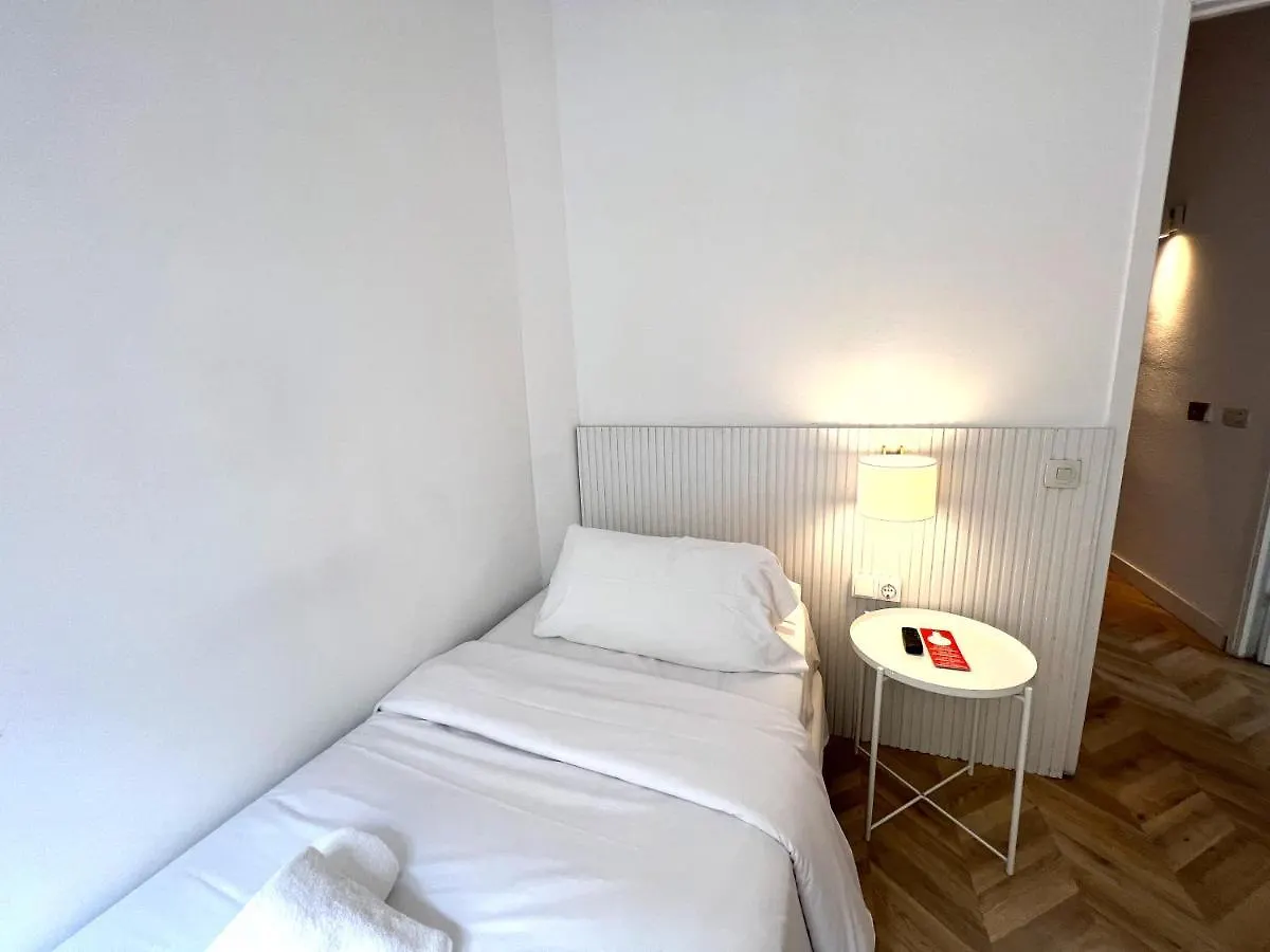 The Mo Gotic Hotel Barcelona